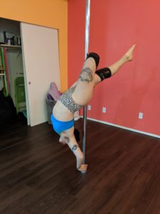 Pole Dancer Invert